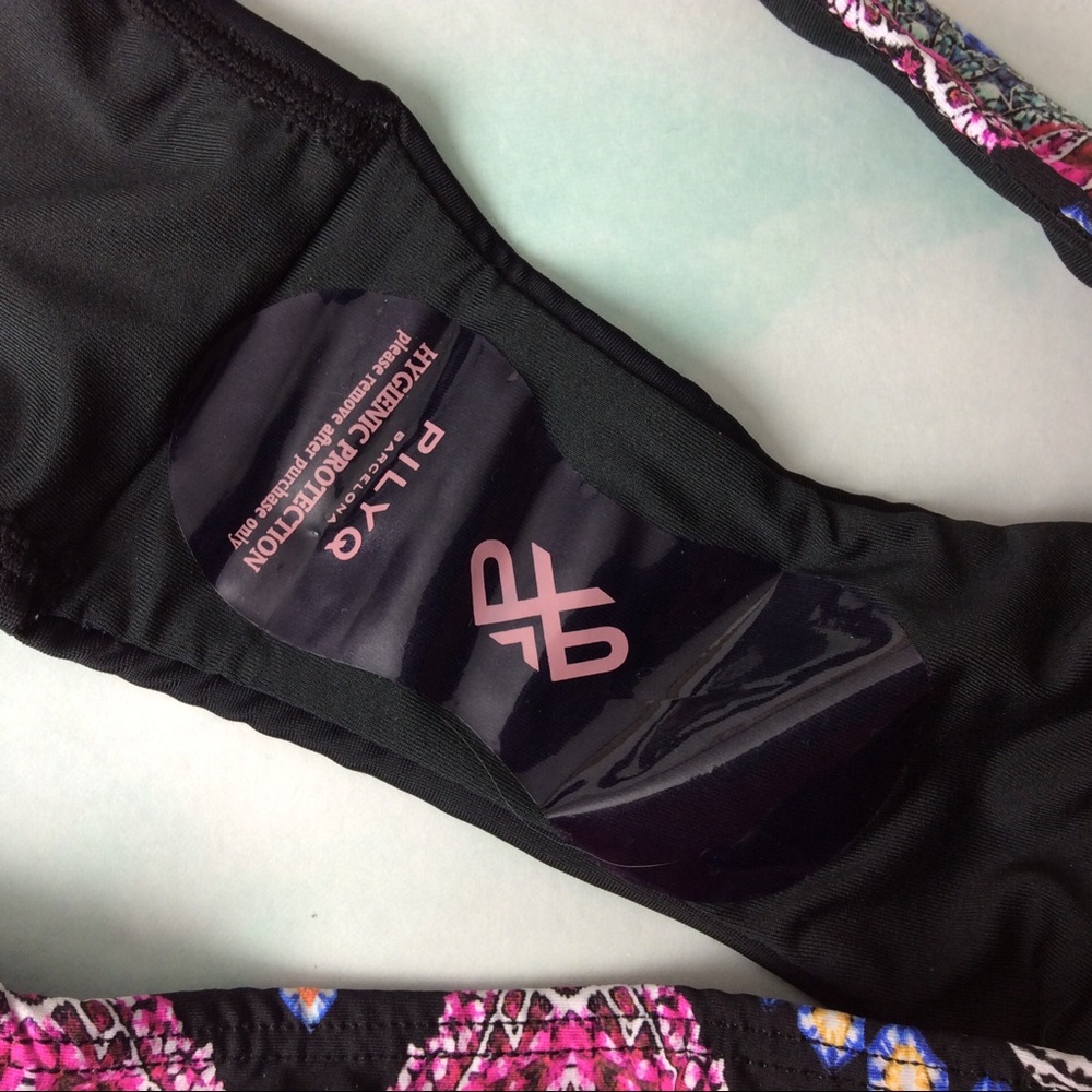 New PilyQ Hindi Banded Teeny Bikini Bottoms Small - Picture 7 of 8